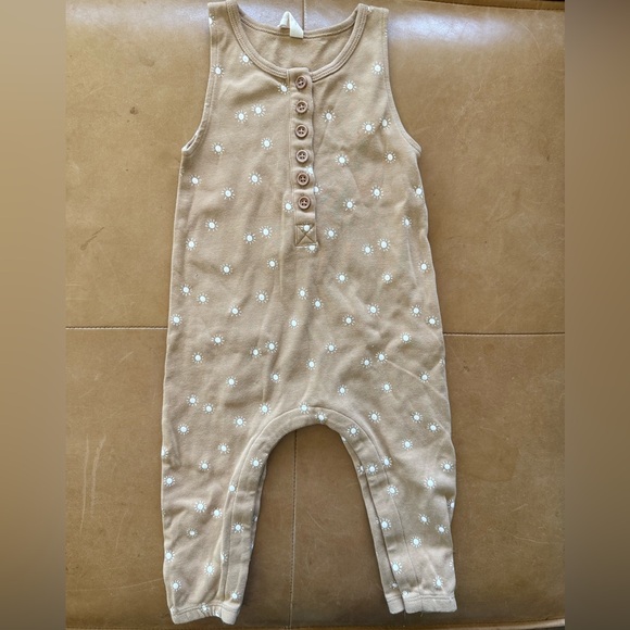 Quincy Mae Jumpsuit 12-18M - Picture 1 of 3